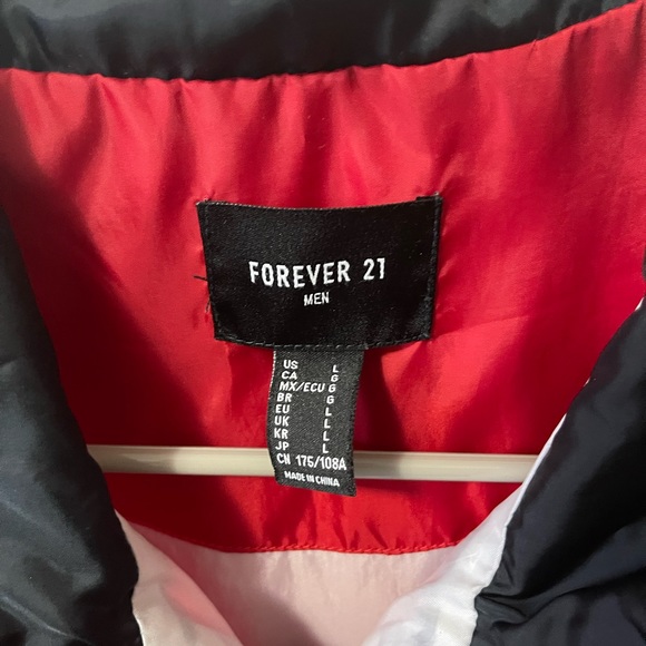 Forever 21 Men’s L windbreaker - Picture 3 of 3